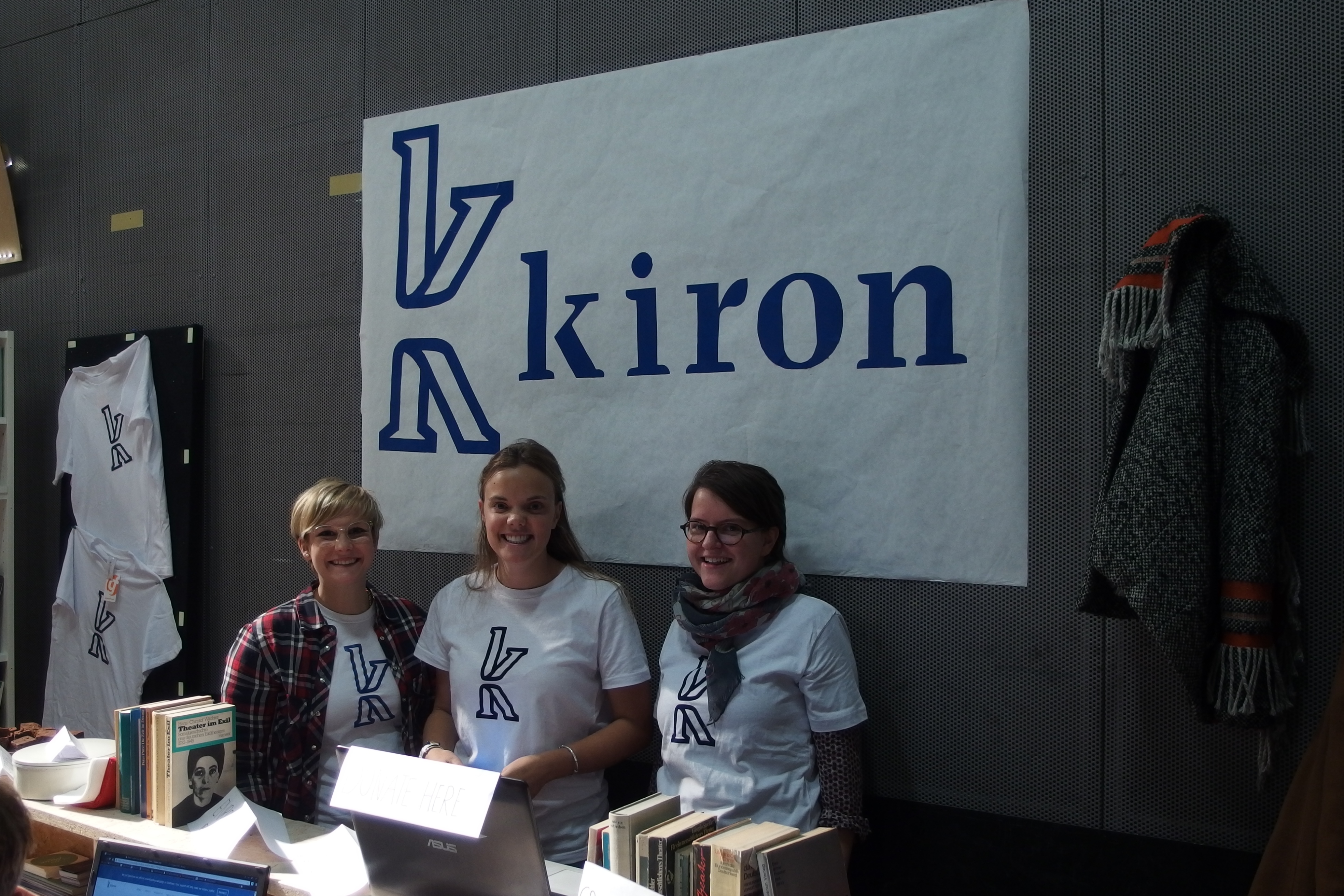 Kiron University Team beim Open Border Kongress der Kammerspiele.